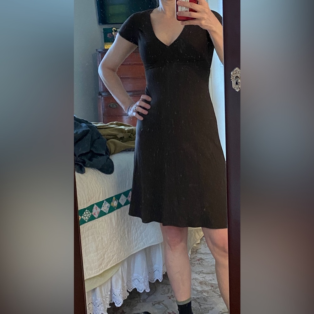 Theory brown jersey dress size medium (fits more like a small) - Picture 6 of 8